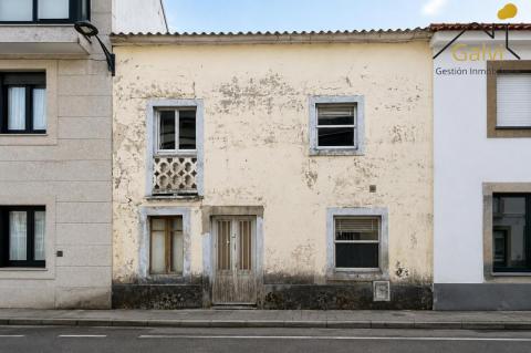 CASA PARA REFORMAR EN EL CENTRO DE ARES